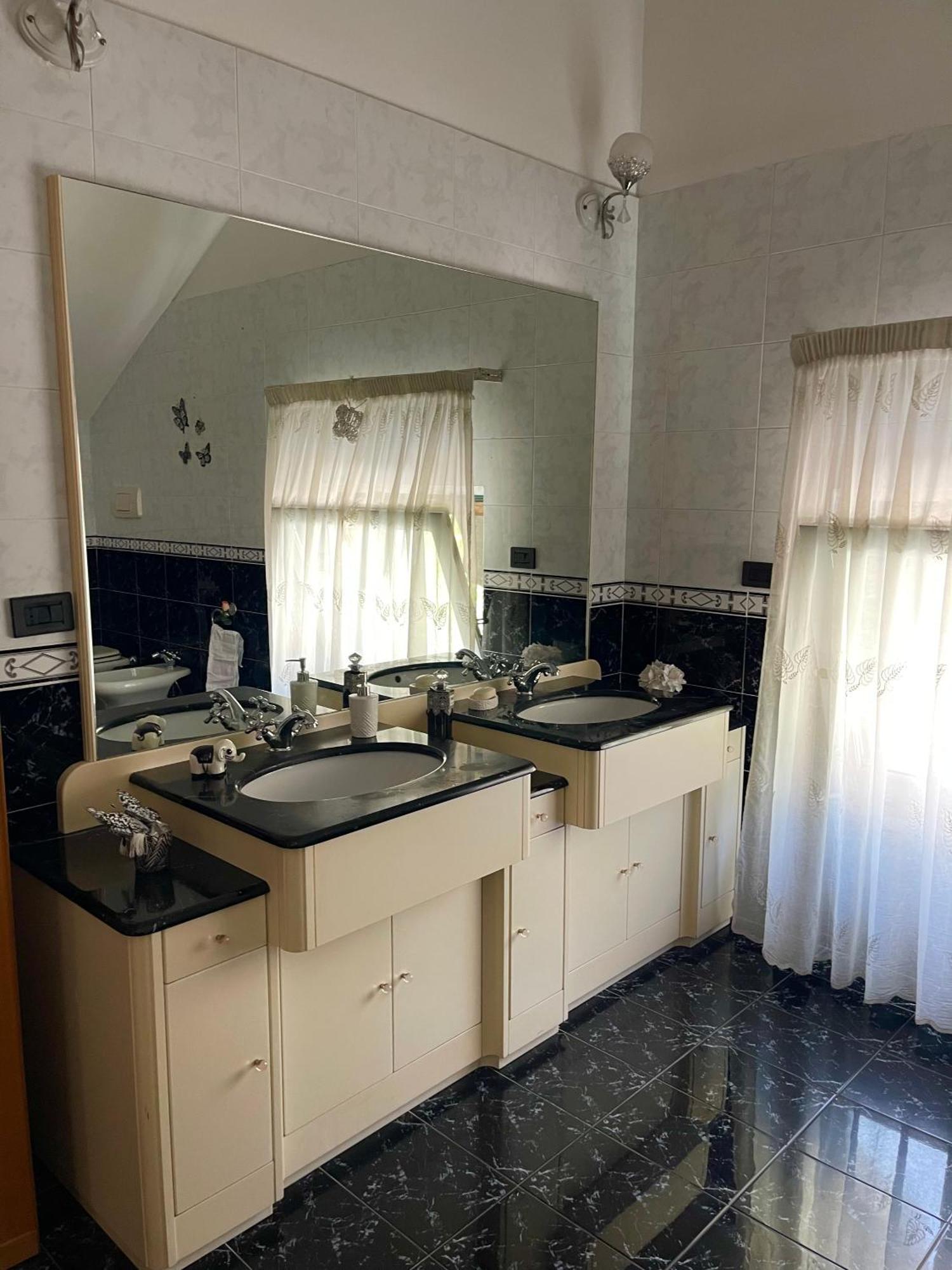 Holiday House Il Castello Di Anna Apartment Vietri Екстериор снимка